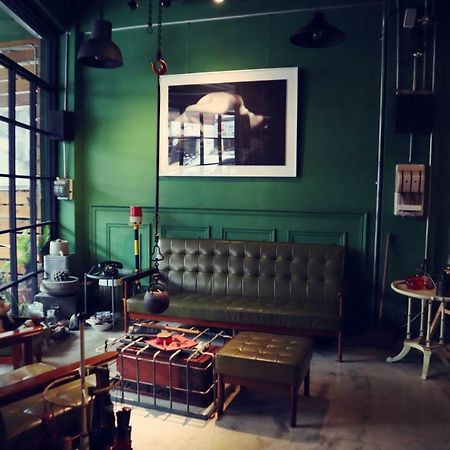 Travel Charger Hostel Kota Hualien Bagian luar foto