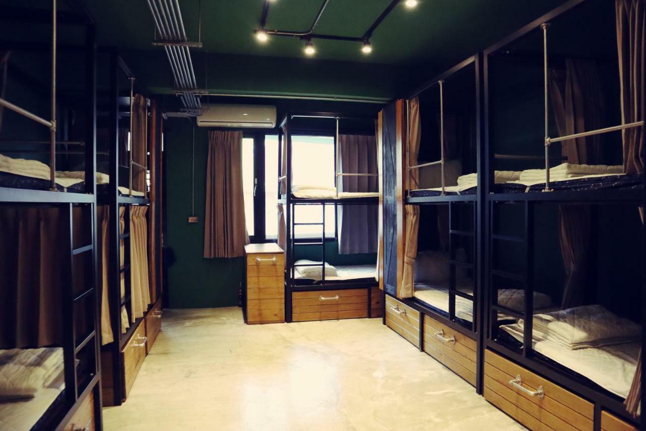Travel Charger Hostel Kota Hualien Bagian luar foto