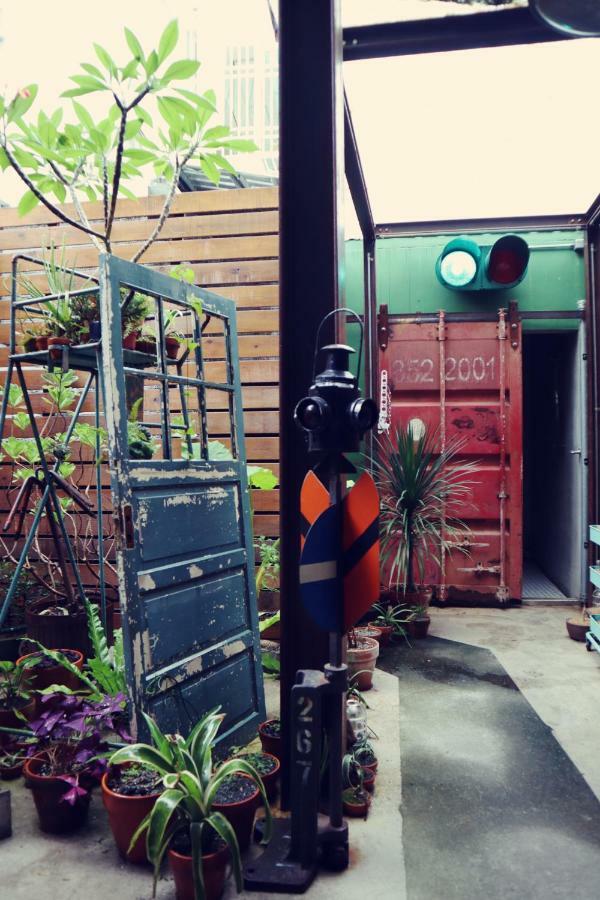 Travel Charger Hostel Kota Hualien Bagian luar foto